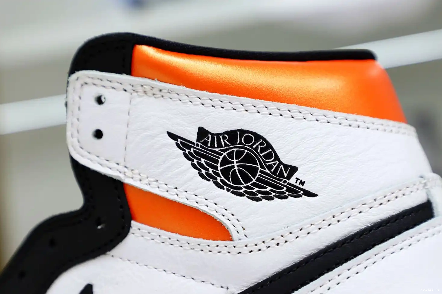 Retro 1 Kimikick Electro Orange' Air Jordan OG High 0702